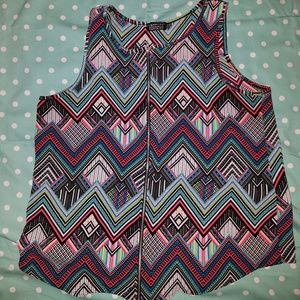 Zip down sleeveless top